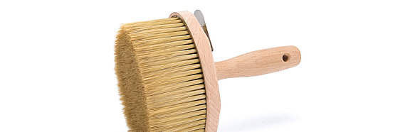 Lasurbürste oval Ovale Lasurbürste liegend mit Holzgriff