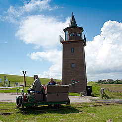 Außenansicht vom Leuchtturm-Hotel in Dagebüll