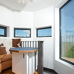 Treppenaufgang im Leuchtturm-Hotel in Dagebüll