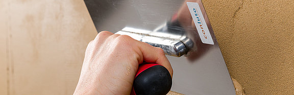 Lehm Wand- und Flächenspachtel Lehm Wand- und Flächenspachtel aufziehen
