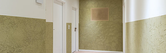 Lehm-Edeputz mit Glimmermineral im Flur