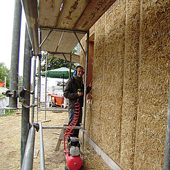 Außenwände mit Strohballen Strohballenhaus