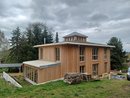 Wohnhaus aus Holz und Stroh - Bild
