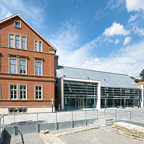 Außenansicht VHS Paderborn am Stadelhof